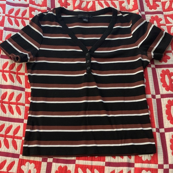 Sanctuary Black and Brown Striped Top - Picture 1 of 3
